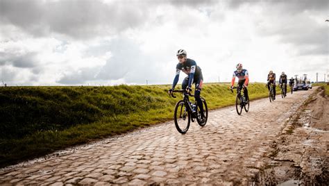 Official website of the Paris–Roubaix.